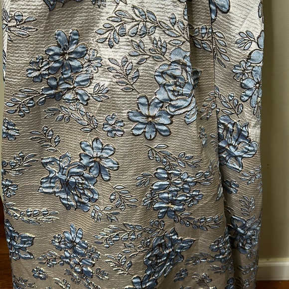 BLONDIE NITES Brocade Ball Gown with Pockets -Size 7 -NWOT-6353 - Picture 7 of 9